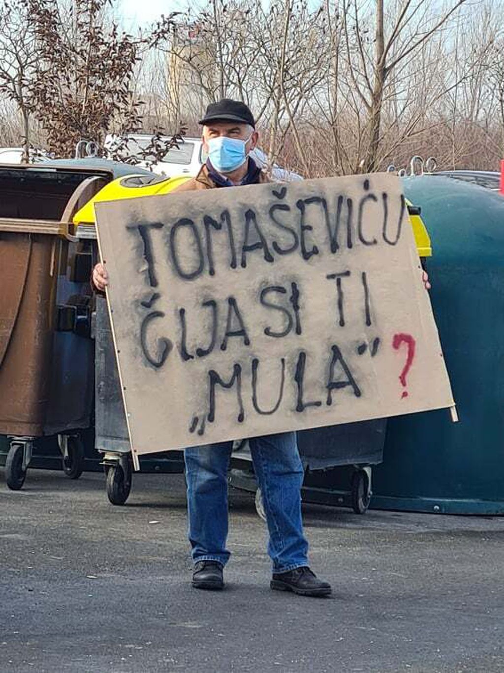 Tomaševića dočekali građani s transparentima - 2