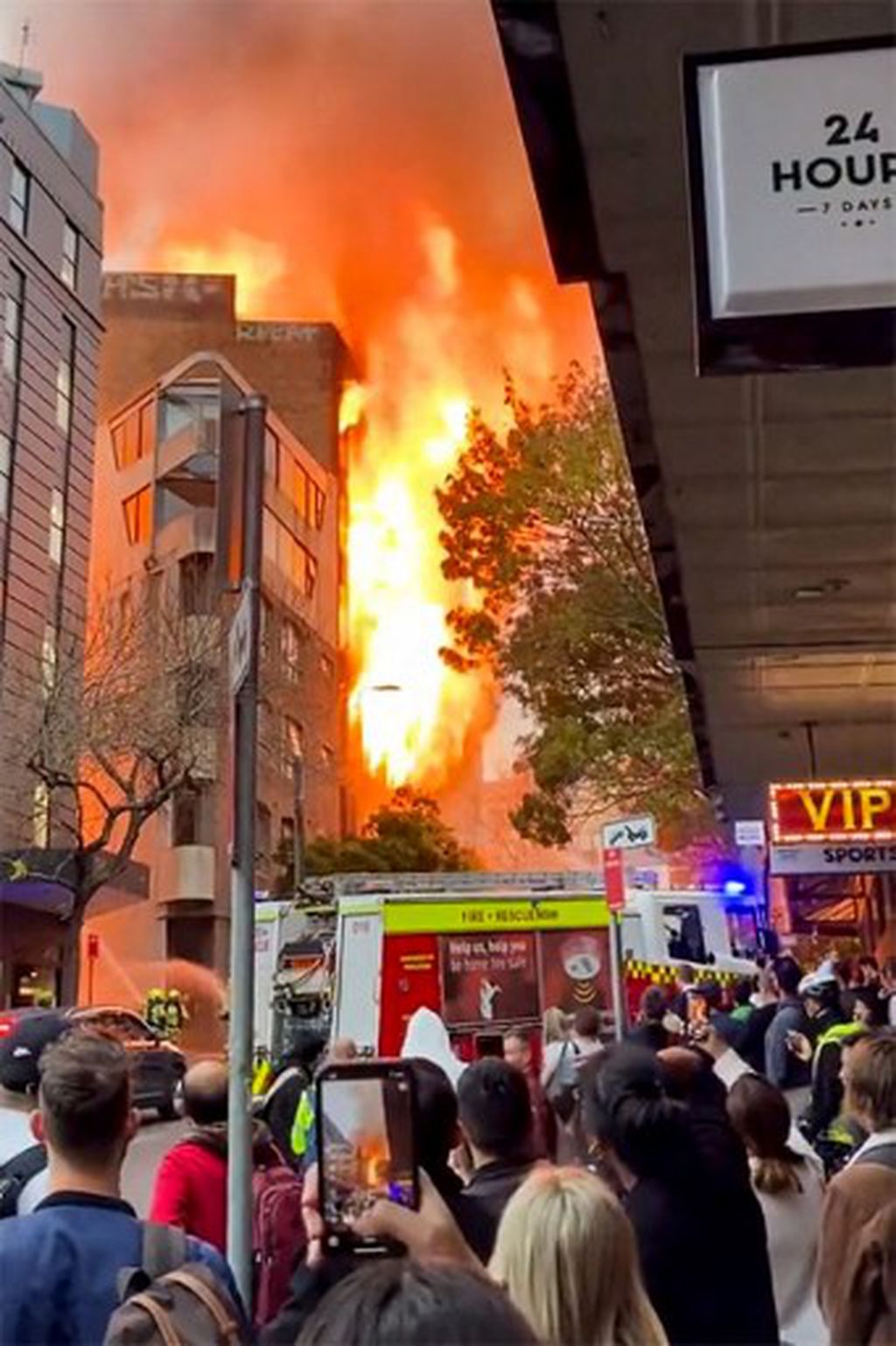 Požar sedmerokatnice u Sydneyu - 3
