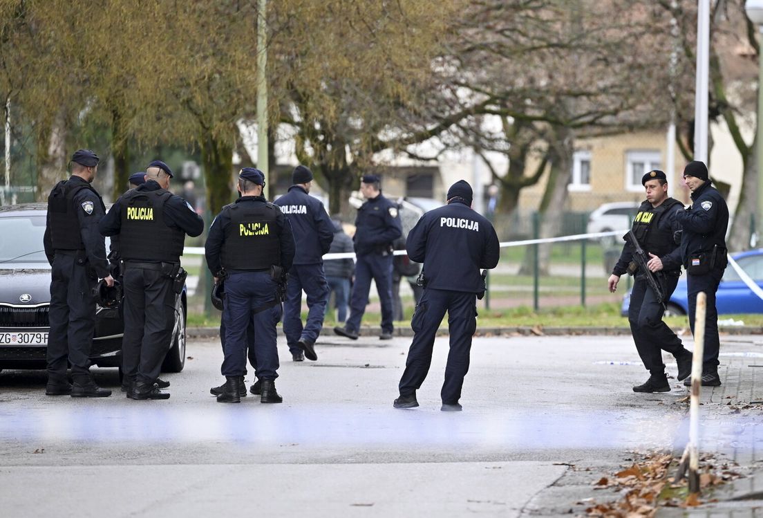 Na mjesto tragedije u Prečkom došao i glavni državni odvjetnik Turudić