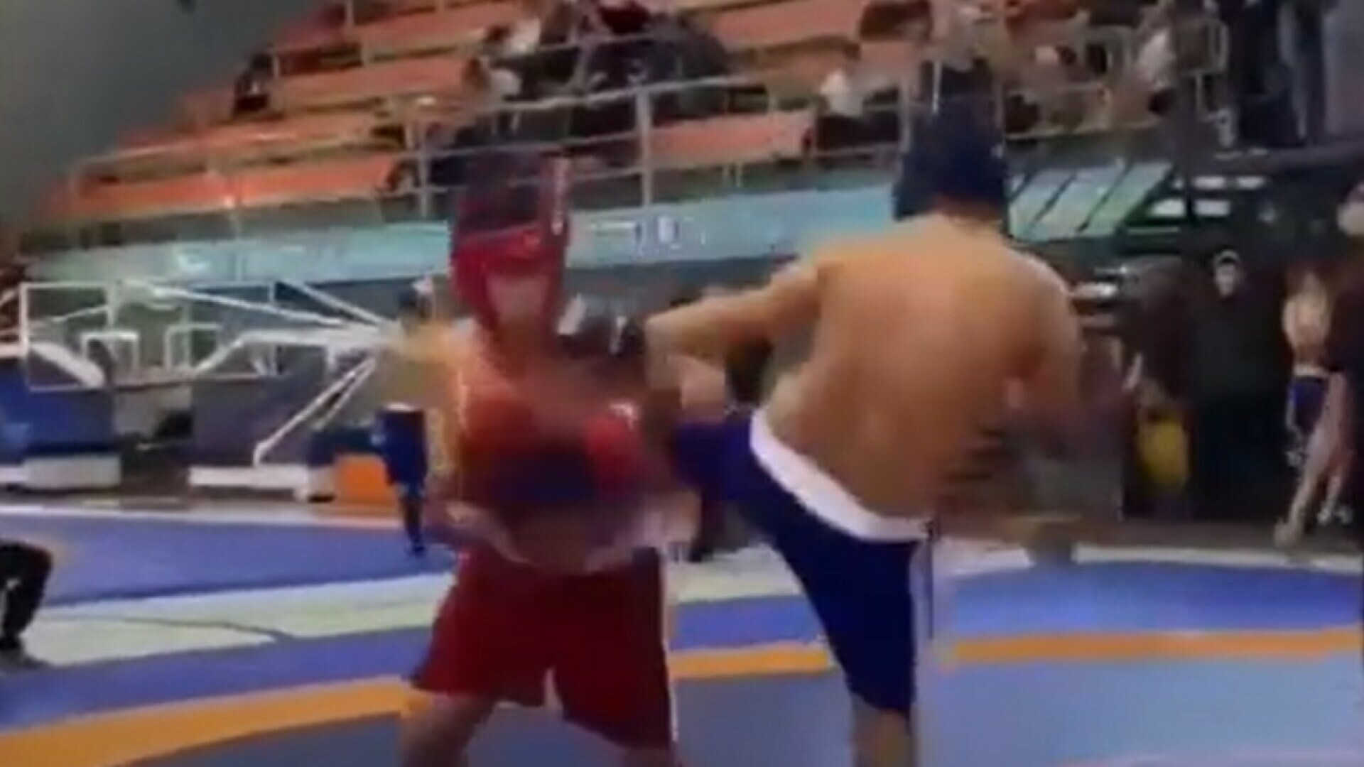 Video Uznemiruju A Snimka Godi Nji Mma Borac Preminuo Tijekom Borbe