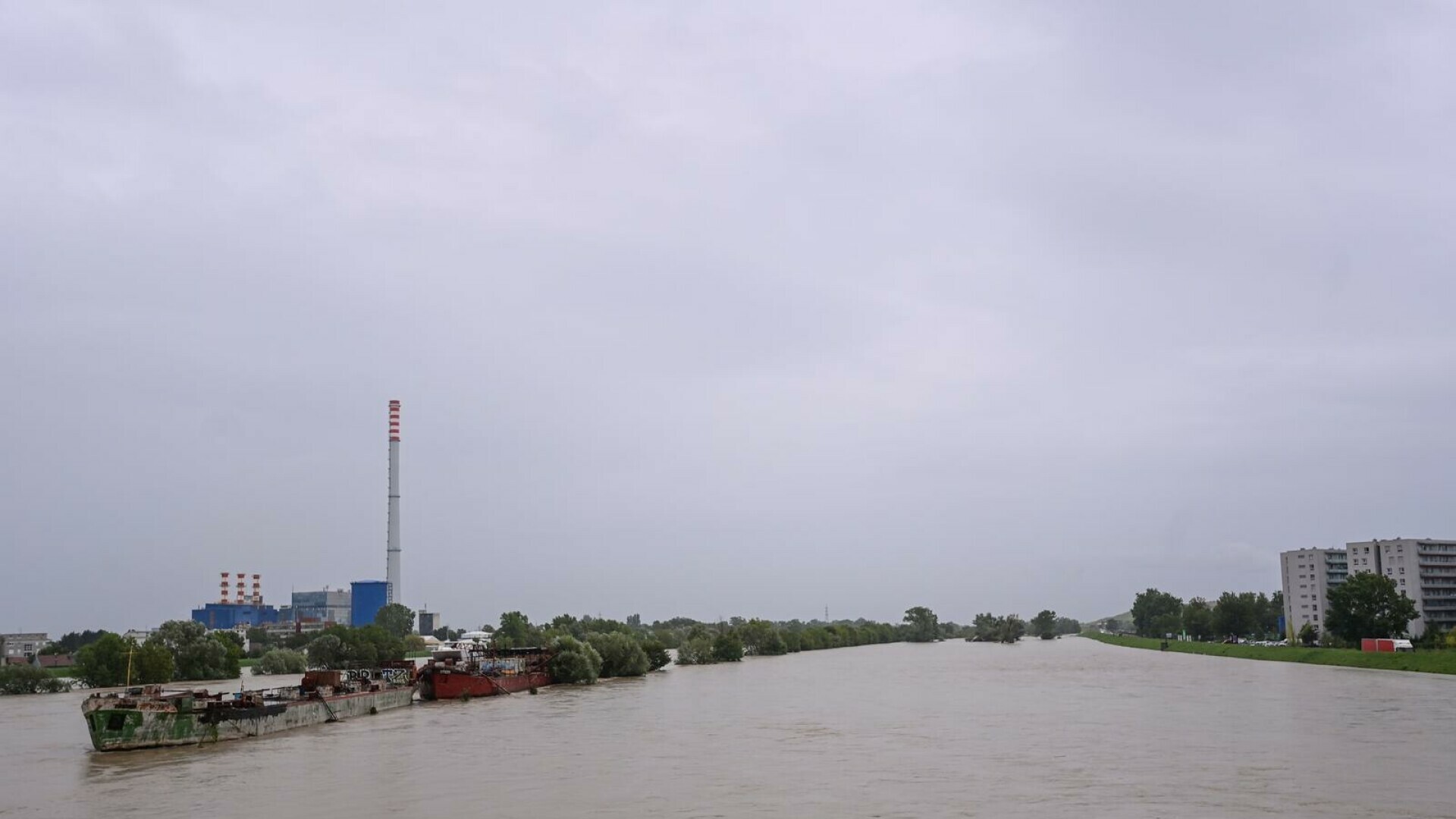 VIDEO FOTO Nakon Vrhunca Vodenog Vala Pogledajte Kako U Nedjelju