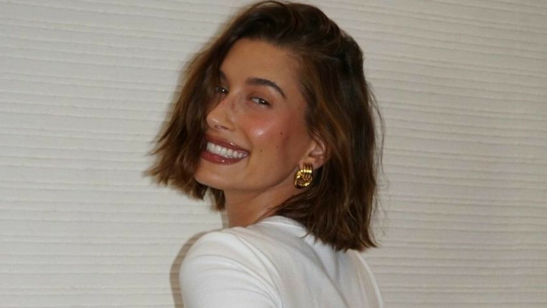 Hailey Bieber Priznala Da Prvi Puta Gleda Seriju Koju Svi Znaju Zbog