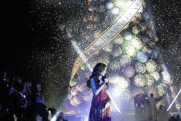 Ximena Navarrete uvela je Mexico City u božićni ugođaj
