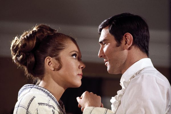 Teresa, grofica di Vicenzo (Diana Rigg) Teresa, grofica di Vicenzo (Diana Rigg)
