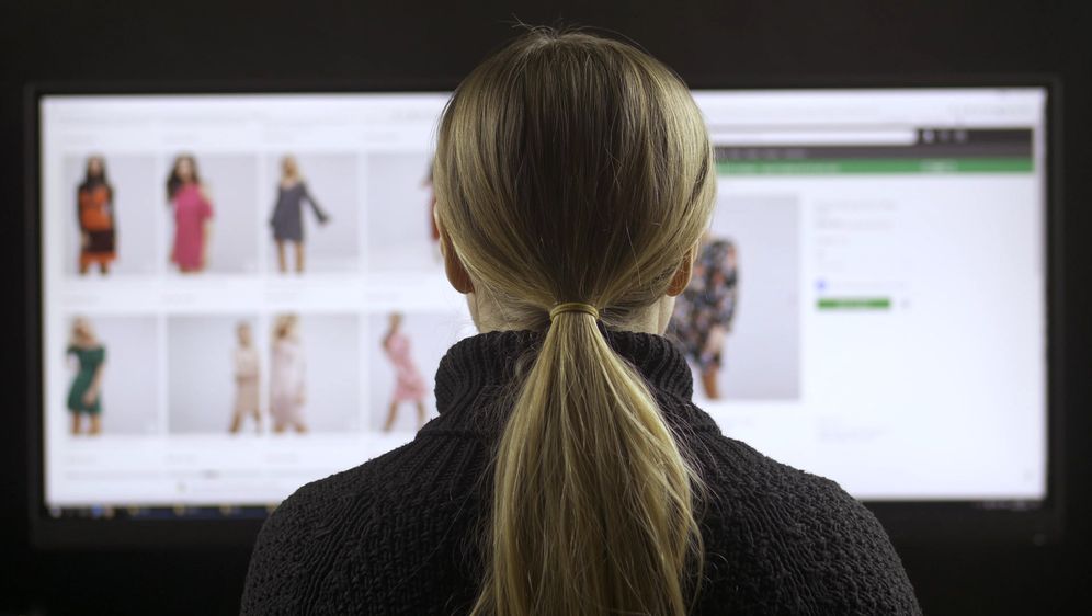 Proizvod kupljen preko interneta možemo vratiti u roku od 14 dana (Foto: Videoblocks)