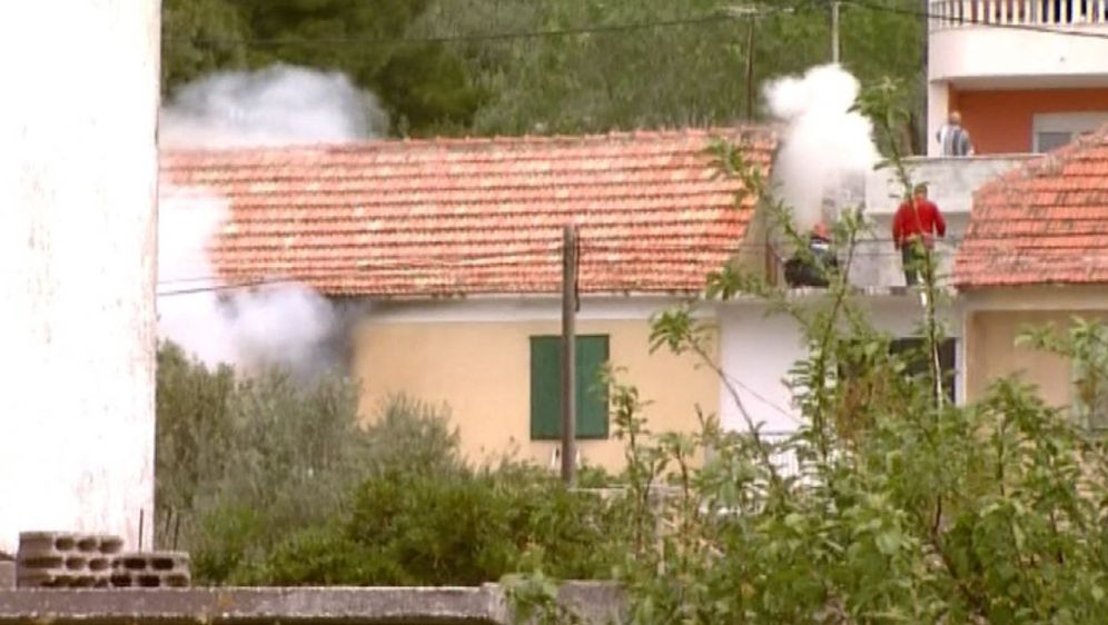 Tragedija u Osijeku - u požaru stradalo dijete (Foto: Dnevnik.hr) - 1 (Foto: ) 20.12.2017.