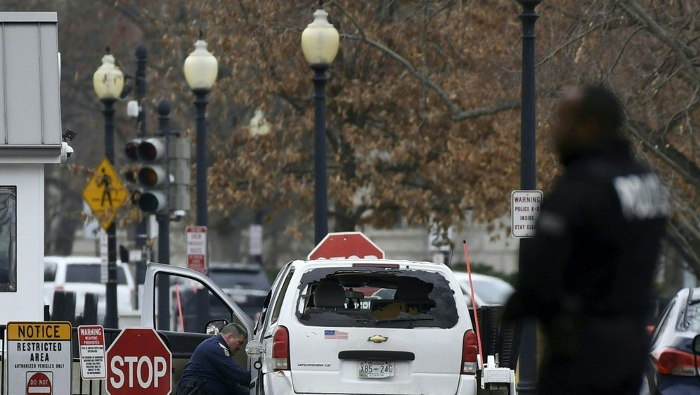 Vozačica se autom zaletjela u ogradu (Foto: AFP)