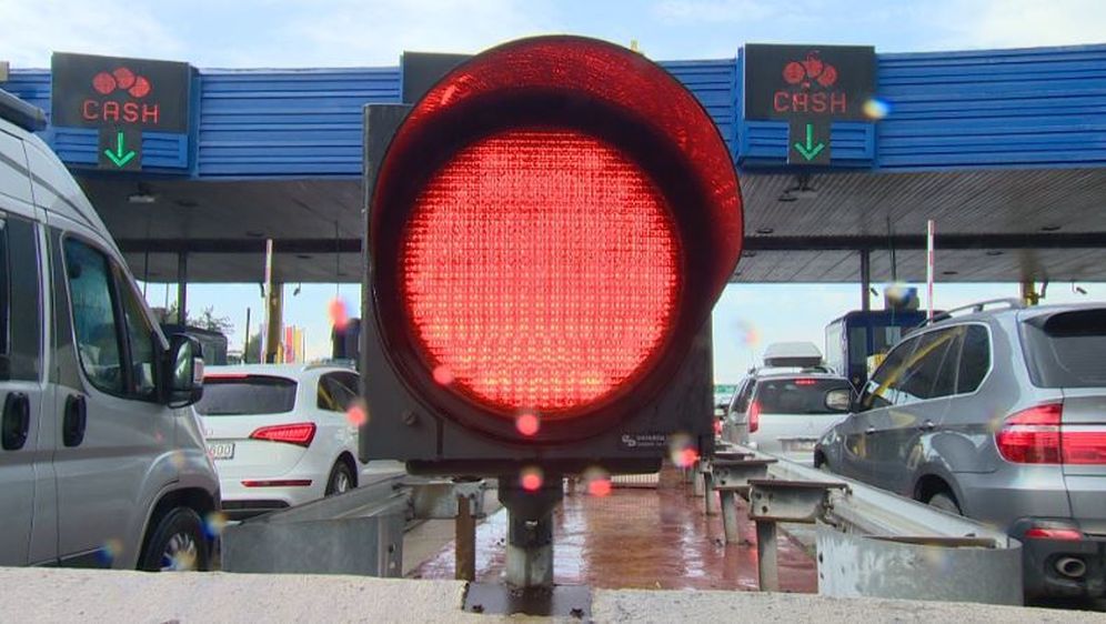 Gužve na granici i autocestama (Foto: Dnevnik.hr) - 1