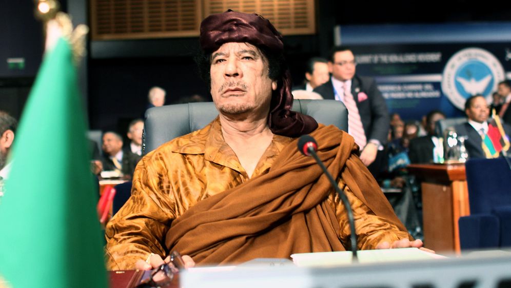 Moamer Gadafi (foto: AFP)