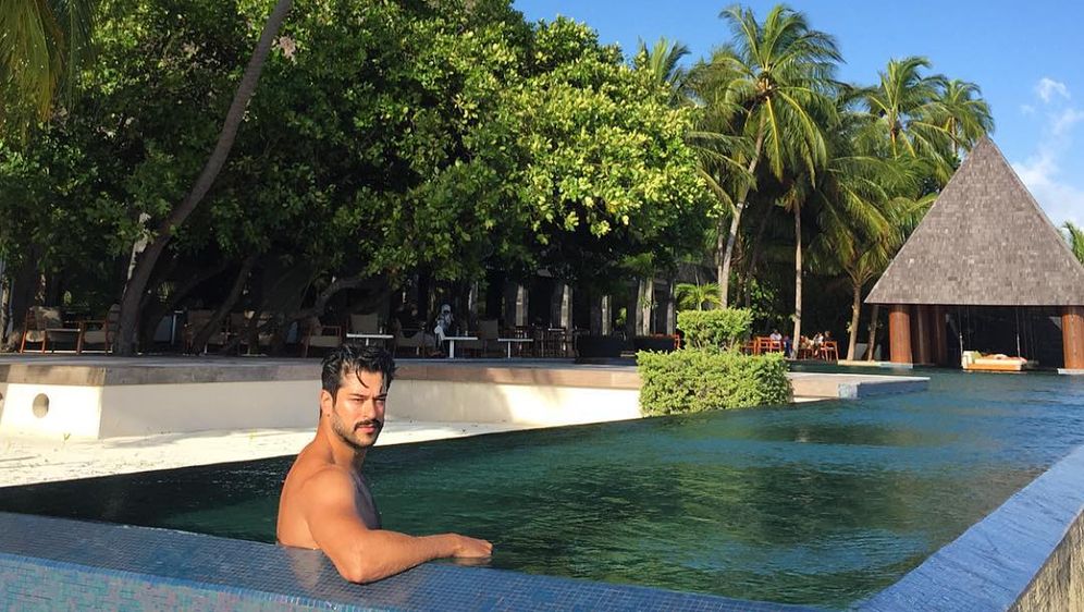 Burak Özçivit (FOTO: Instagram) (Foto: ) Burak Özçivit (FOTO: Instagram)