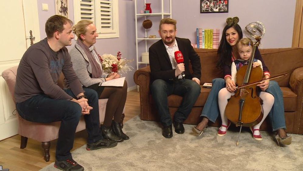 Dalibor Petko i Ana Rucner priredili iznenađenje mladoj obožavateljici (Foto: Dnevnik.hr) - 3