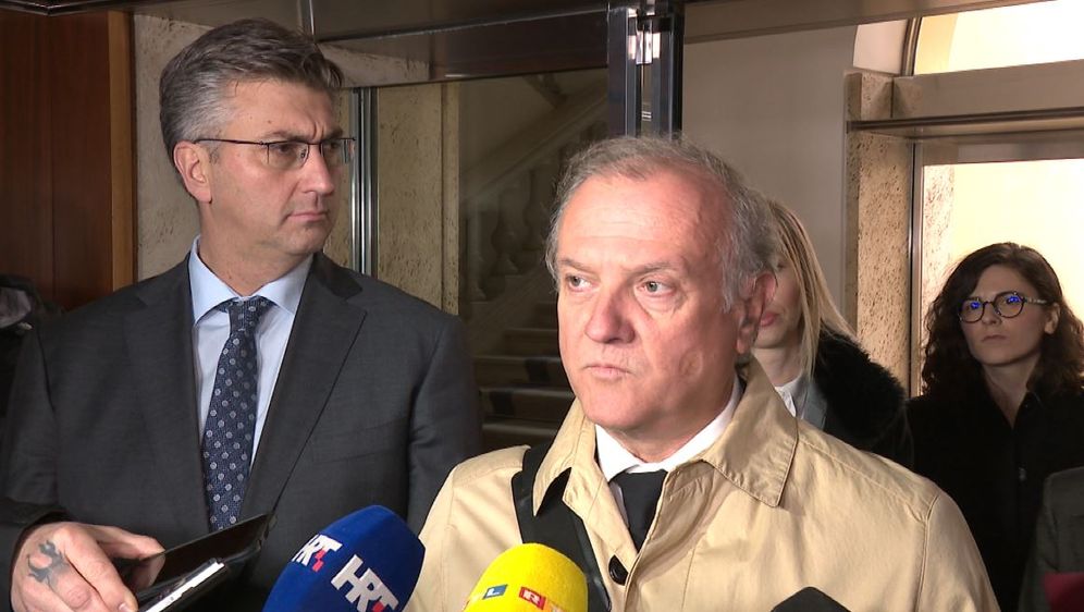 Upitna pomilovanja predsjednice Kolinde Grabar-Kitarović (Foto: Dnevnik.hr) - 2