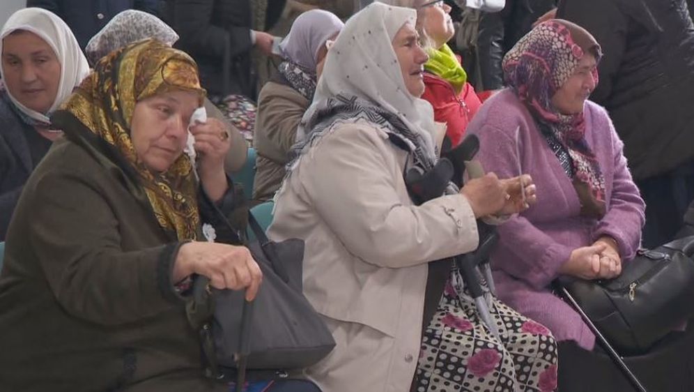 Obitelji žrtava u suzama nakon presude Radovanu Karadžiću (Foto:Pixsell,Armin Durgut) - 4