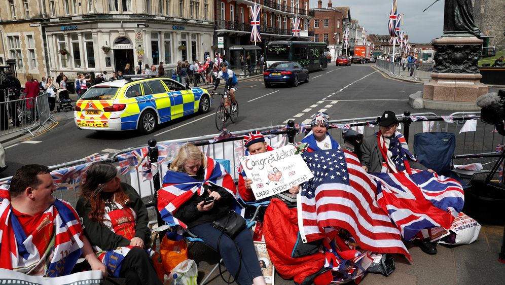 Princ Harry i Meghan Markle (Foto: AFP)