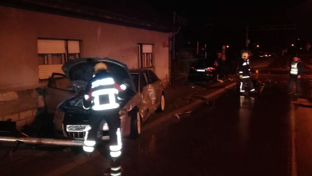 Prometna nesreća u Požegi (Foto: JVP Požega) - 5