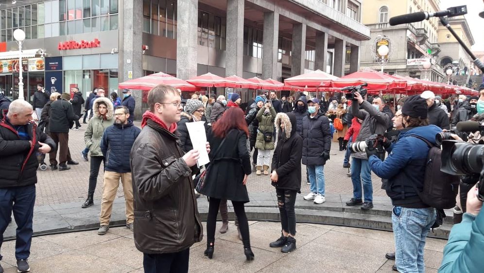 Prosvjed na Trgu bana Jelačića u Zagrebu