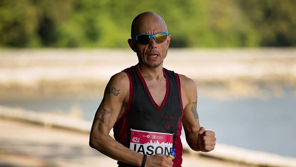 Jason Loutitt ispred Terma Sveti Martin