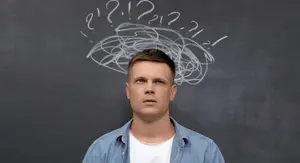 Razmišljanje oko odgovora i češkanje po glavi