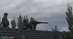 Mitraljez vrti ruskog vojnika