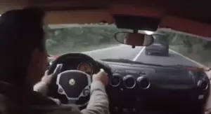Vozač Ferrarija i odlična reakcija u vožnji