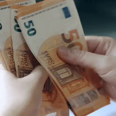 Brojanje novčanica od 50 eura