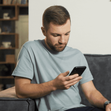 Bacanje mobitela iz bijesa