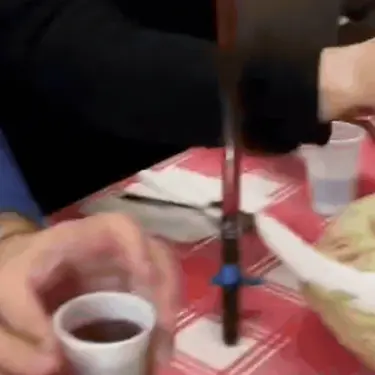 Kreativan način posluživanja vina na zabavi