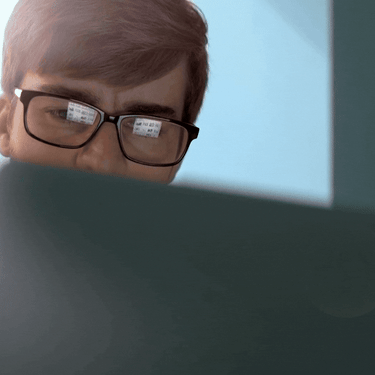 Gledanje u ekran i razmišljanje