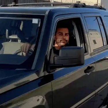 Komičar AdamW u skeču o odlasku na benzinsku postaju