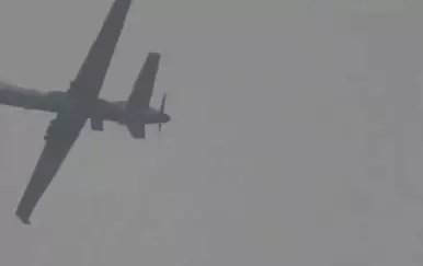 Iranska televizija tvrdi da se američki pilot katapultirao iz srušenog zrakoplova