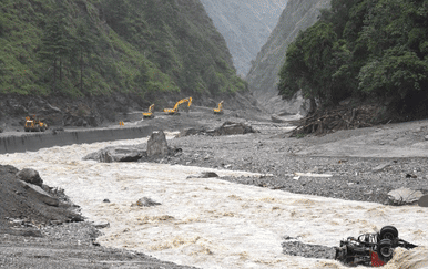 Broj poginulih u poplavama u Nepalu dosegao 469