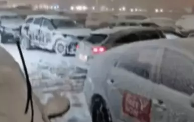 Obilan snijeg u Poljskoj, kolone automobila duge do 20 kilometara