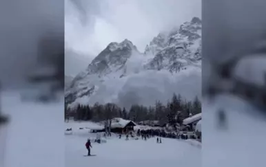 Objavljena snimka lavine na skijalištu u Italiji