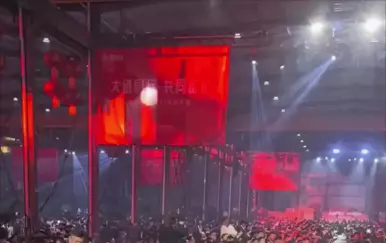 Direktor kineske kompanije radnicima podijelio 26 milijuna dolara u gotovini