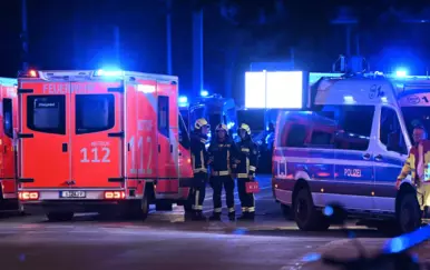 Automobilom se zabio u gomilu u Berlinu