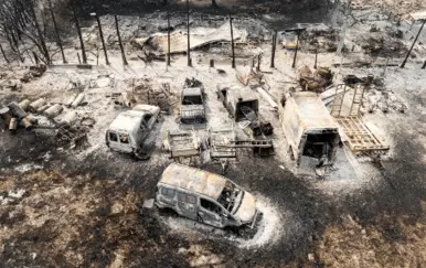 Potresne scene iz mjesta koje je sravnila vatrena stihija, stižu šokantne optužbe: "Neki su odbili ići tamo"