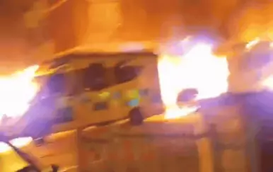 Zapaljena kola hitne pomoći londonske židovske zajednice