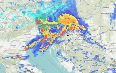 Nevrijeme poharalo Sloveniju, hladna fronta stigla do Hrvatske