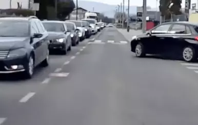 Pogledajte ovaj biser iz zagrebačkog prometa: Napravio pogrešku pa se inatio