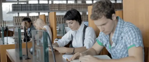 Grupno učenje u knjižnici