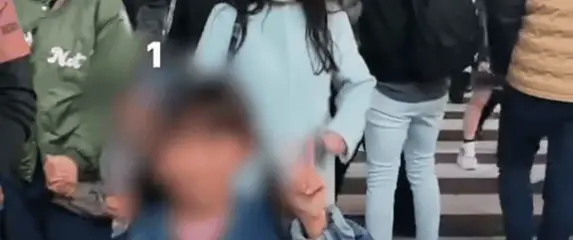 Gužva i guranje na pješačkom prijelazu u Tokiju