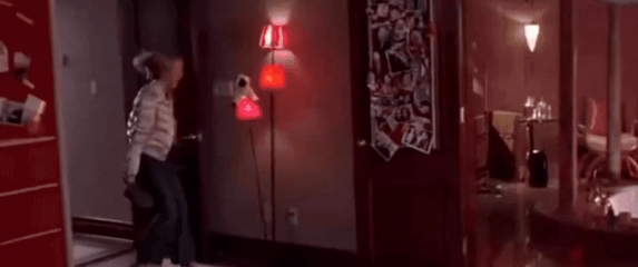 Scena iz filma Mean Girls kao podloga mema