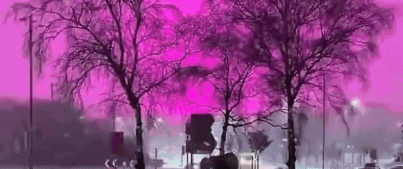 Ružičasto nebo iznad Birminghama