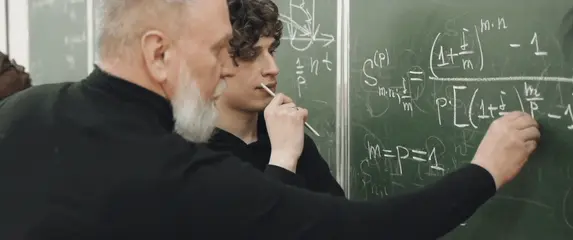 Objašnjavanje gradiva na ploči