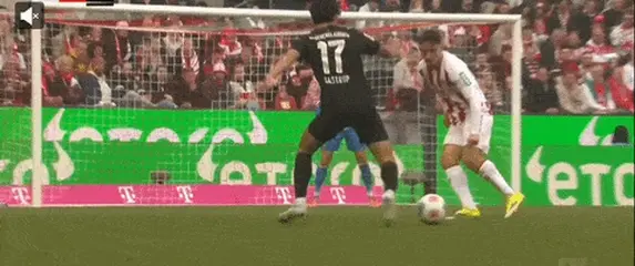 Pogodak Jensa Castropa