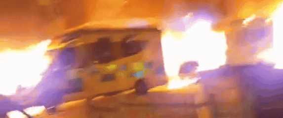 Zapaljena vozila hitne pomoći u Londonu