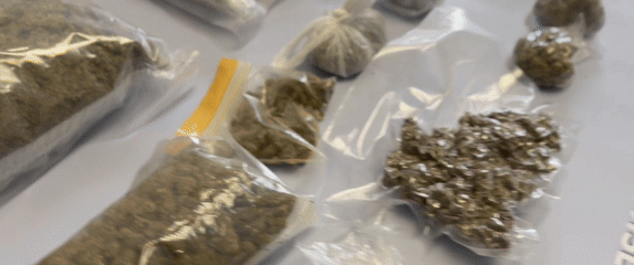 Policija pronašla drogu u stanu u Splitu