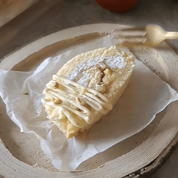 Cheesecake rolada s jabukama