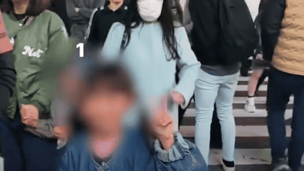 Gužva i guranje na pješačkom prijelazu u Tokiju