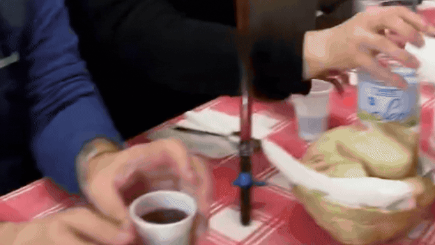 Kreativan način posluživanja vina na zabavi